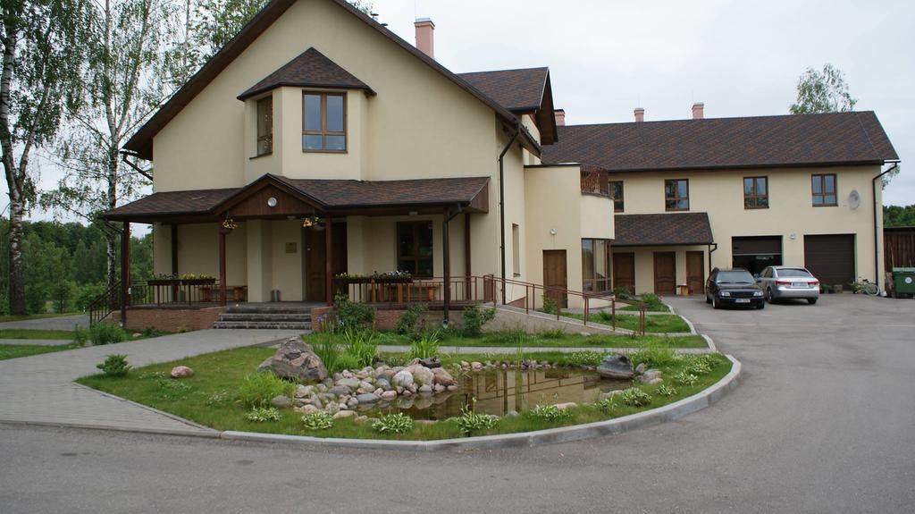 Отель Rudzupukes Свенте Экстерьер фото